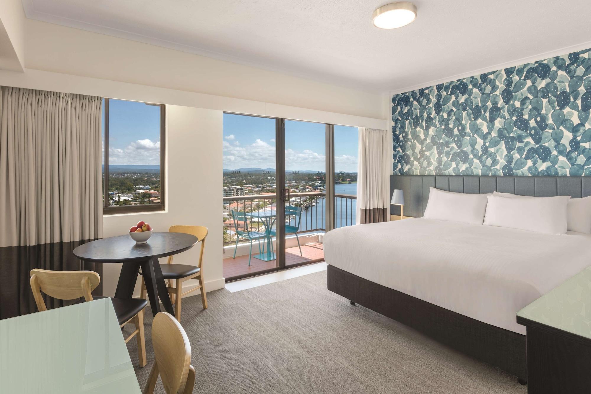 Vibe Hotel Gold Coast Exterior photo