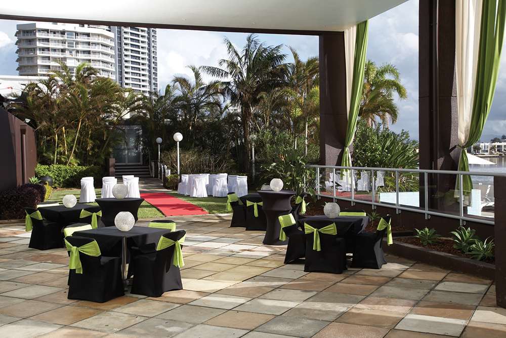 Vibe Hotel Gold Coast Restaurant photo
